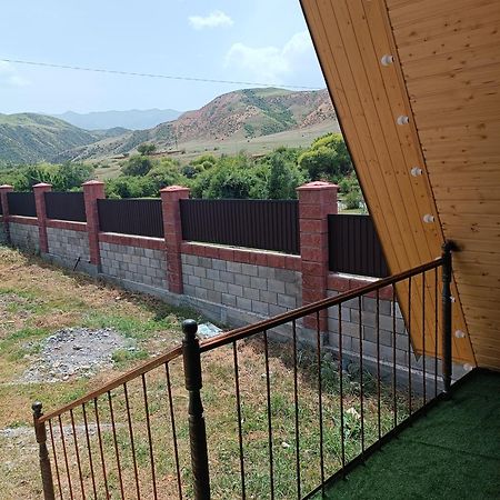 A-Frame House Aizhan Saty Eksteriør billede