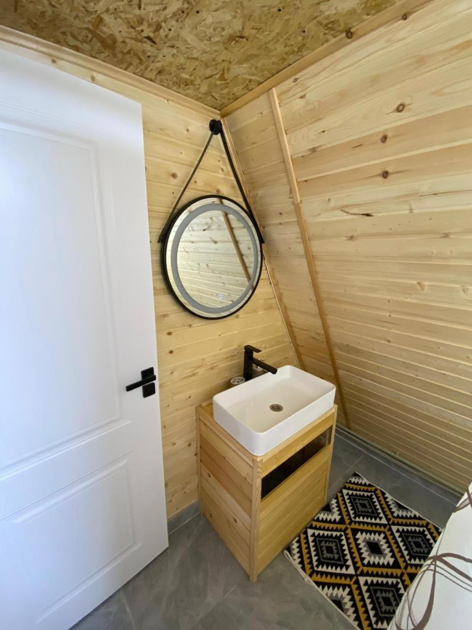 A-Frame House Aizhan Saty Eksteriør billede