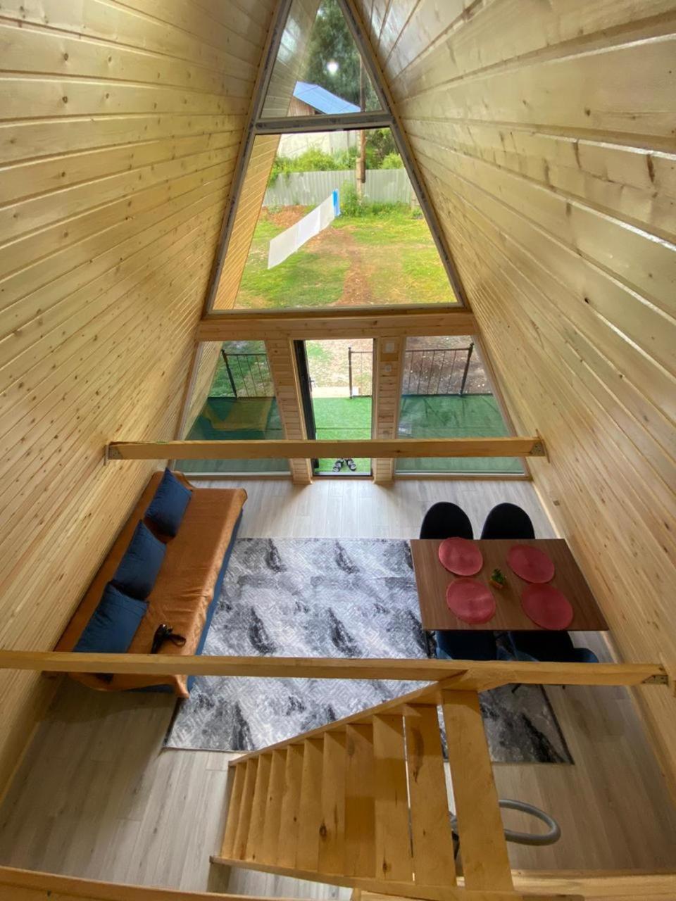 A-Frame House Aizhan Saty Eksteriør billede